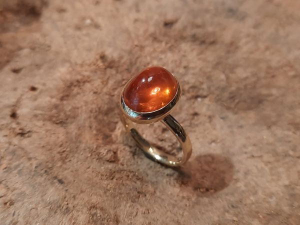 Ring aus 585/- Gold mit Mandaringranat  | Goldschmiede Hornung Groen