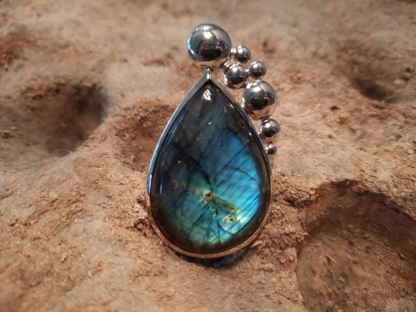 Anhänger aus 925/- Silber mit Labradorit | Goldschmiede Hornung Groen