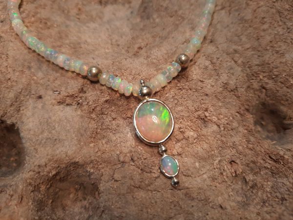 Opalcollier: Crystalopal in 585/- Gold | Goldschmiede Hornung Groen